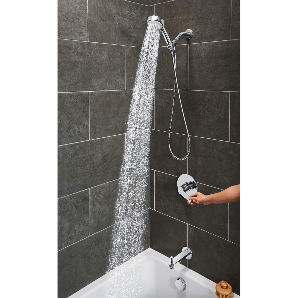 27414000 5" Shower Arm in CHROME