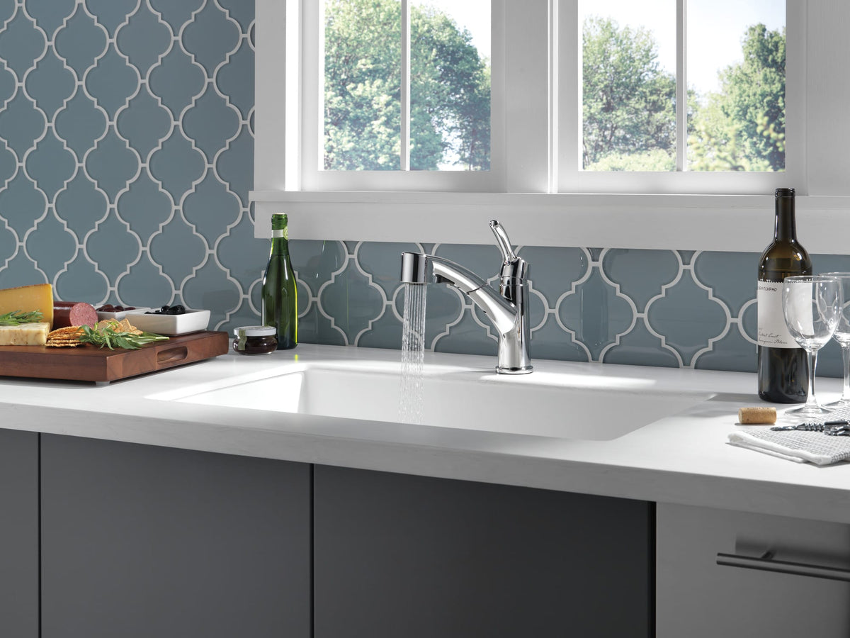 4140-DST Collins™ Single Handle Pull-Out Kitchen Faucet Chrome