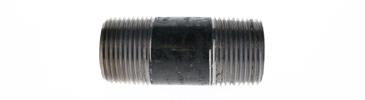 585-035 1" x 3-1/2" - Black Iron Nipple