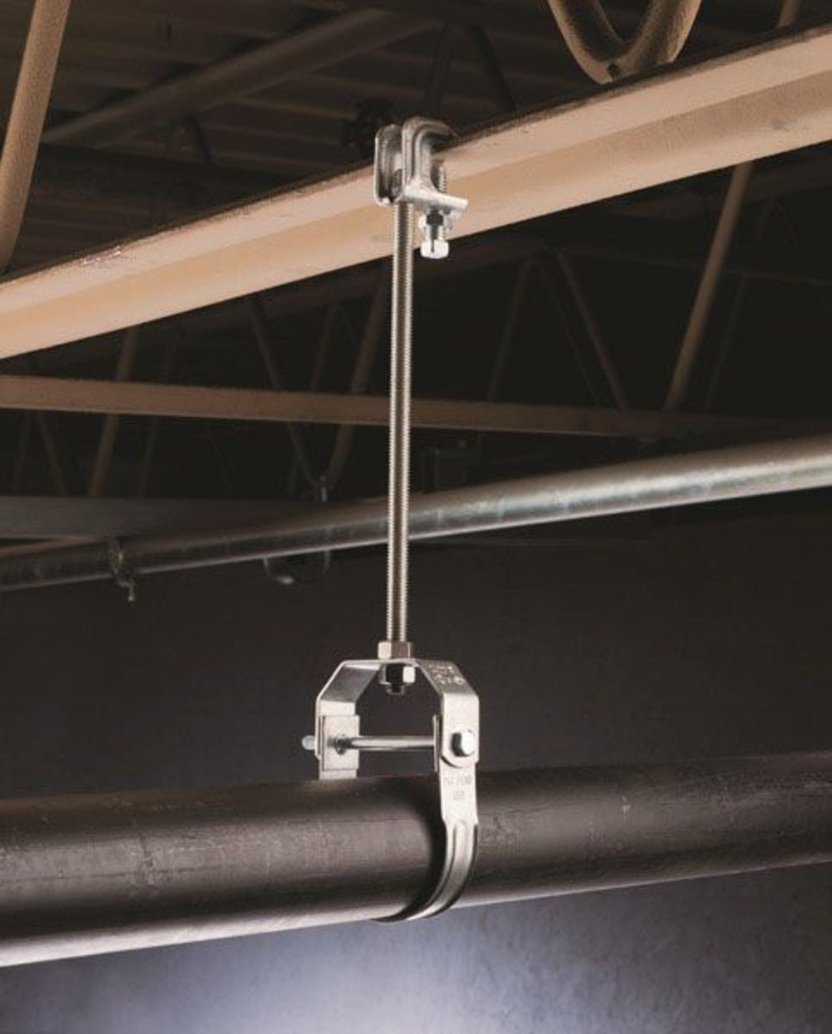 4100200EG 410 Clevis Hanger, Light Duty, 2" Pipe, 50 DN, 2.375" (60 mm) OD, 3/8" (M10) Rod