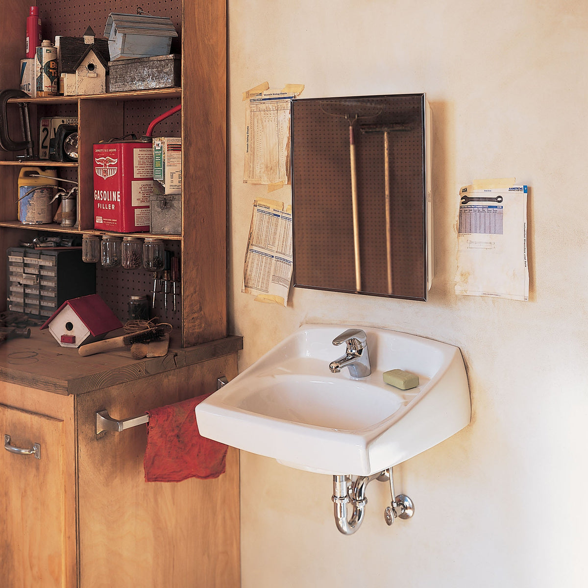 0356421.020 Lucerne Wall-Hung Sink With Center Hole Only White