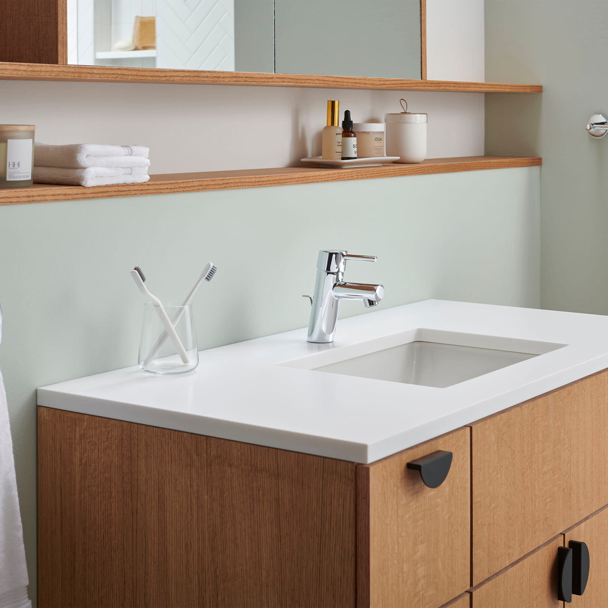 Single Hole Single-Handle S-Size Bathroom Faucet 1.2 GPM in CHROME 3427000A
