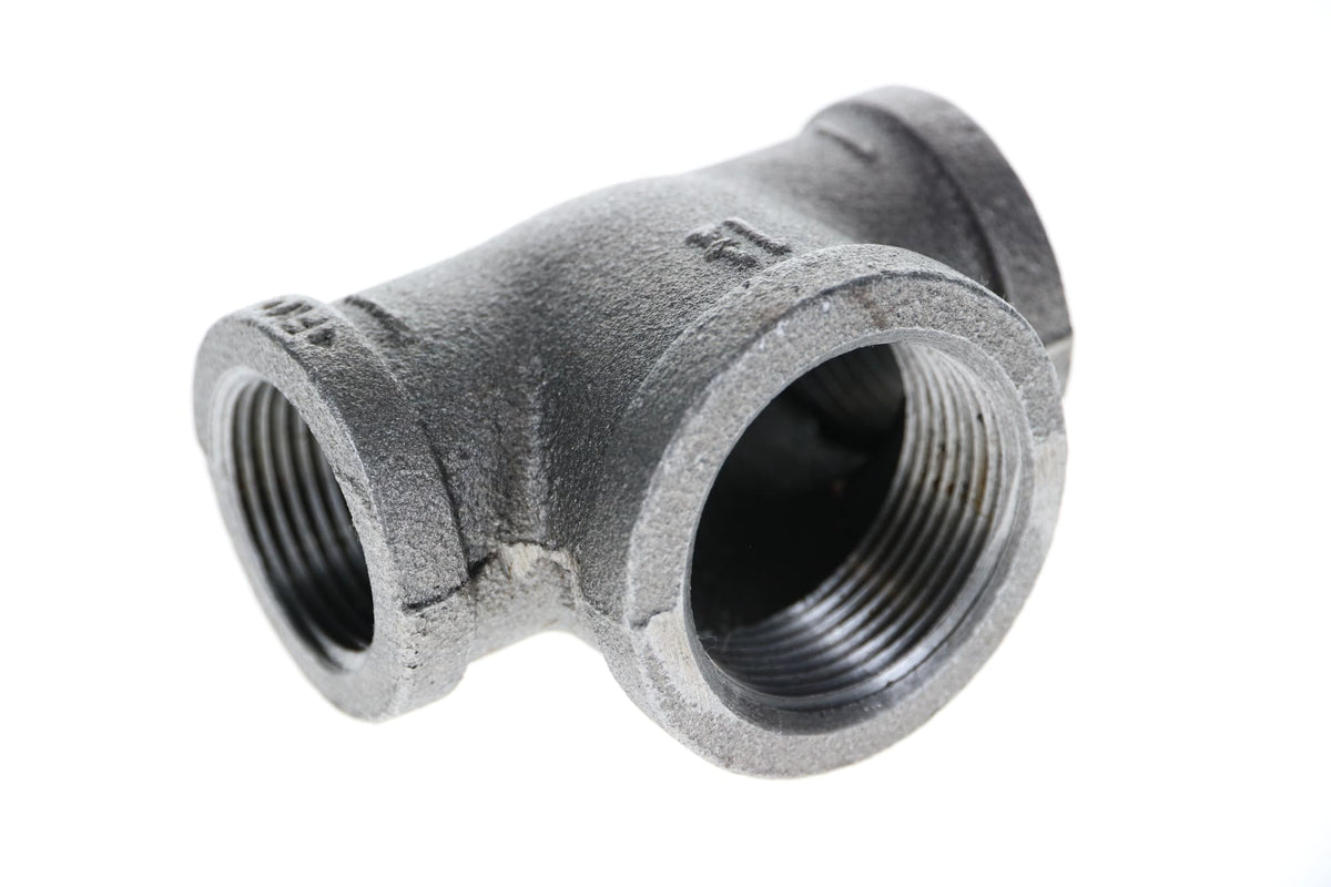 520-776 1-1/2" x 1-1/2" x 1-1/4" Black Iron Tee