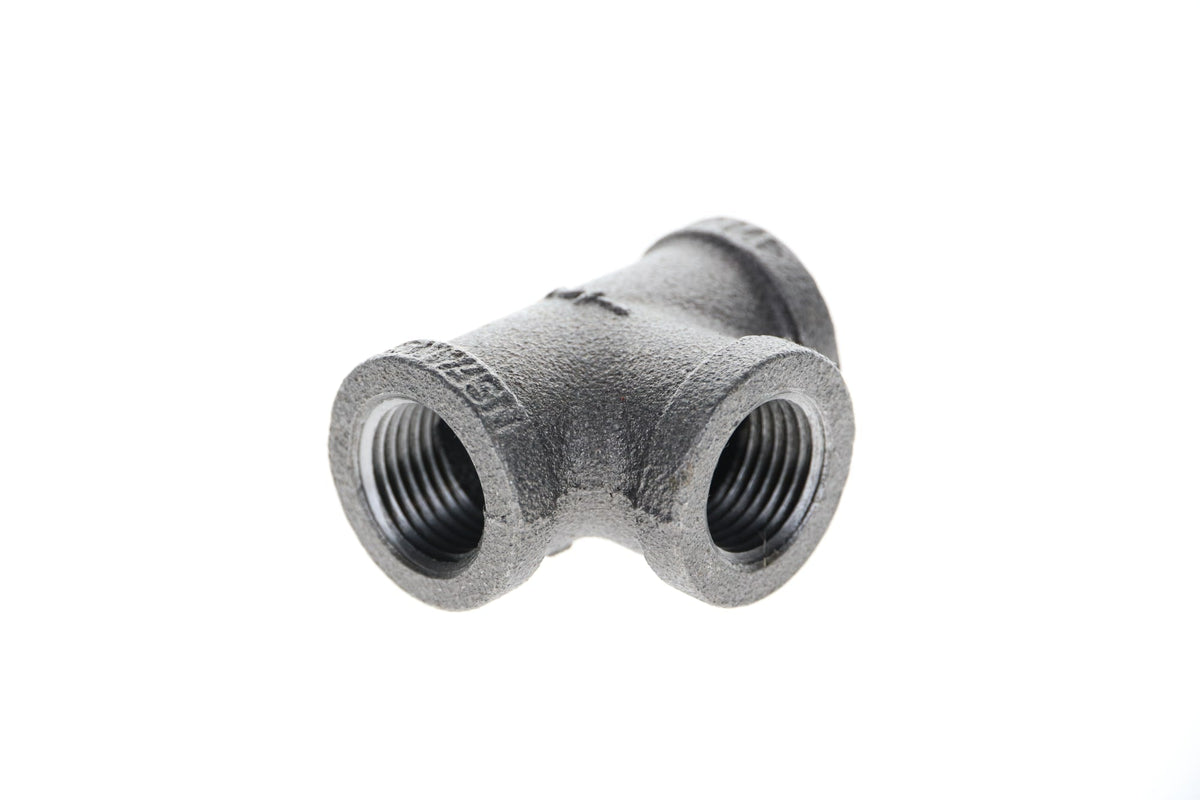 520-600 1/8" Black Iron Tee