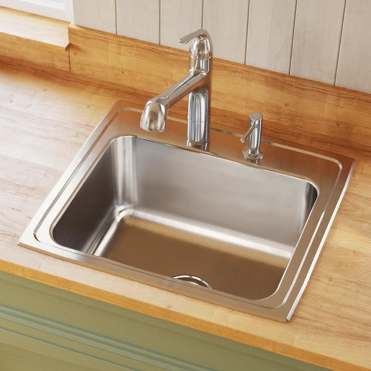 DLR2219101 Lustertone Classic Stainless Steel 22" x 19-1/2" x 10-1/8" 1-Hole Single Bowl Drop-In Sink