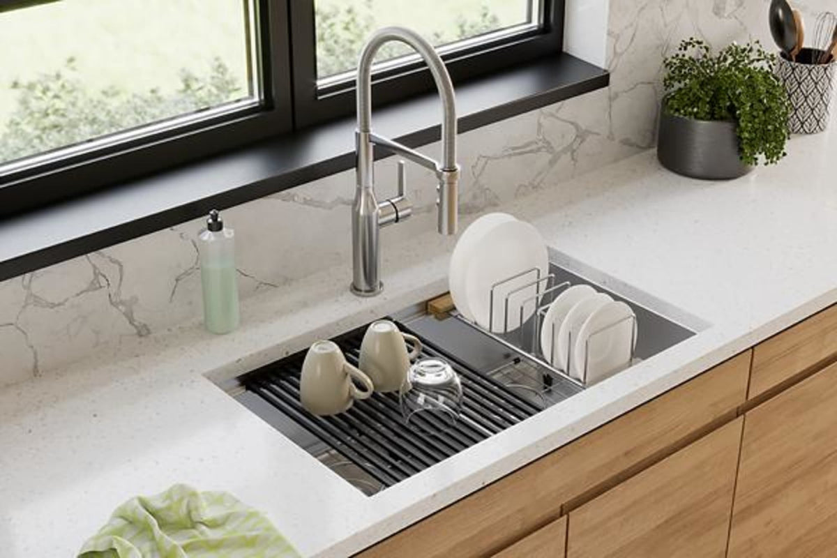 LKDR1317RU Crosstown Black Silicone 11-7/8" x 16-3/4" x 3/8" Drying Rack