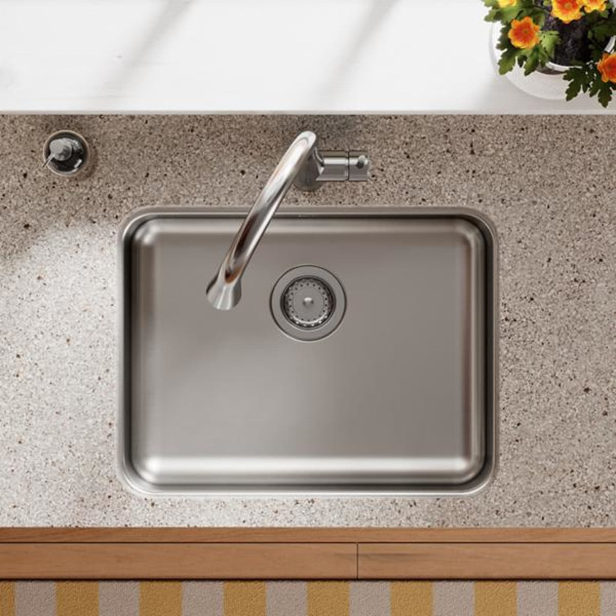 ELUHAD211555 Lustertone Classic Stainless Steel 23-1/2" x 18-1/4" x 5-3/8" Single Bowl Undermount ADA Sink