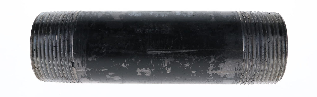 586-060 1-1/4" x 6" - Black Iron Nipple