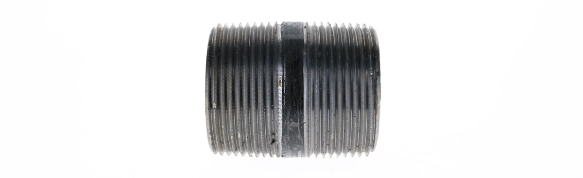 586-025 1-1/4" x 2-1/2" - Black Iron Nipple